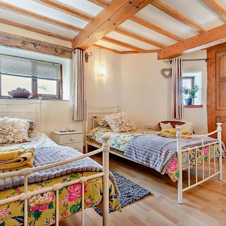 2 Bed In Looe Trero Holiday home Menheniot
